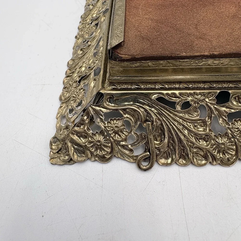Vintage Ornate White‎ Gold 8x10 Picture Frame Florentine Style Regency Filigree